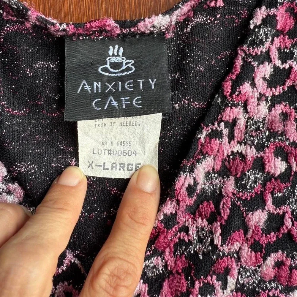 Vintage Y2K Pink and Black‎ Floral Tank